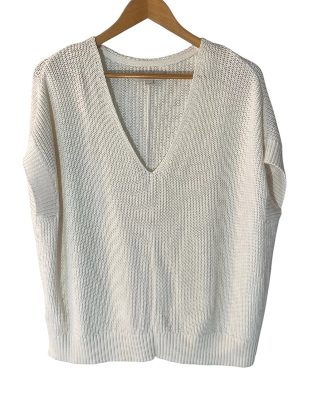 A9- Loft Medium V-Neck Boxy Cable  Knit Sweater